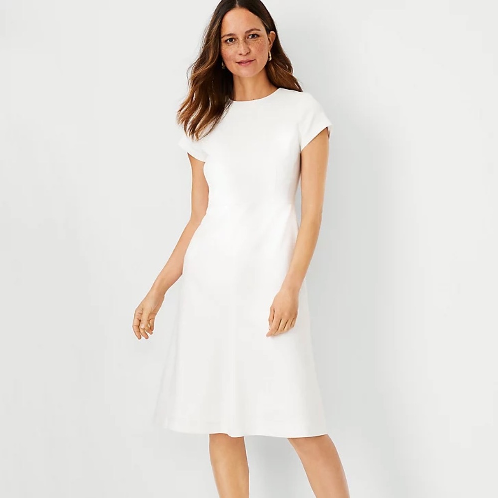 ANN TAYLOR WHITE THE MIDI FLARE DRESS IN HERRINGBONE LINEN BLEND SIZE 2